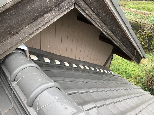 壁と屋根の取り合い